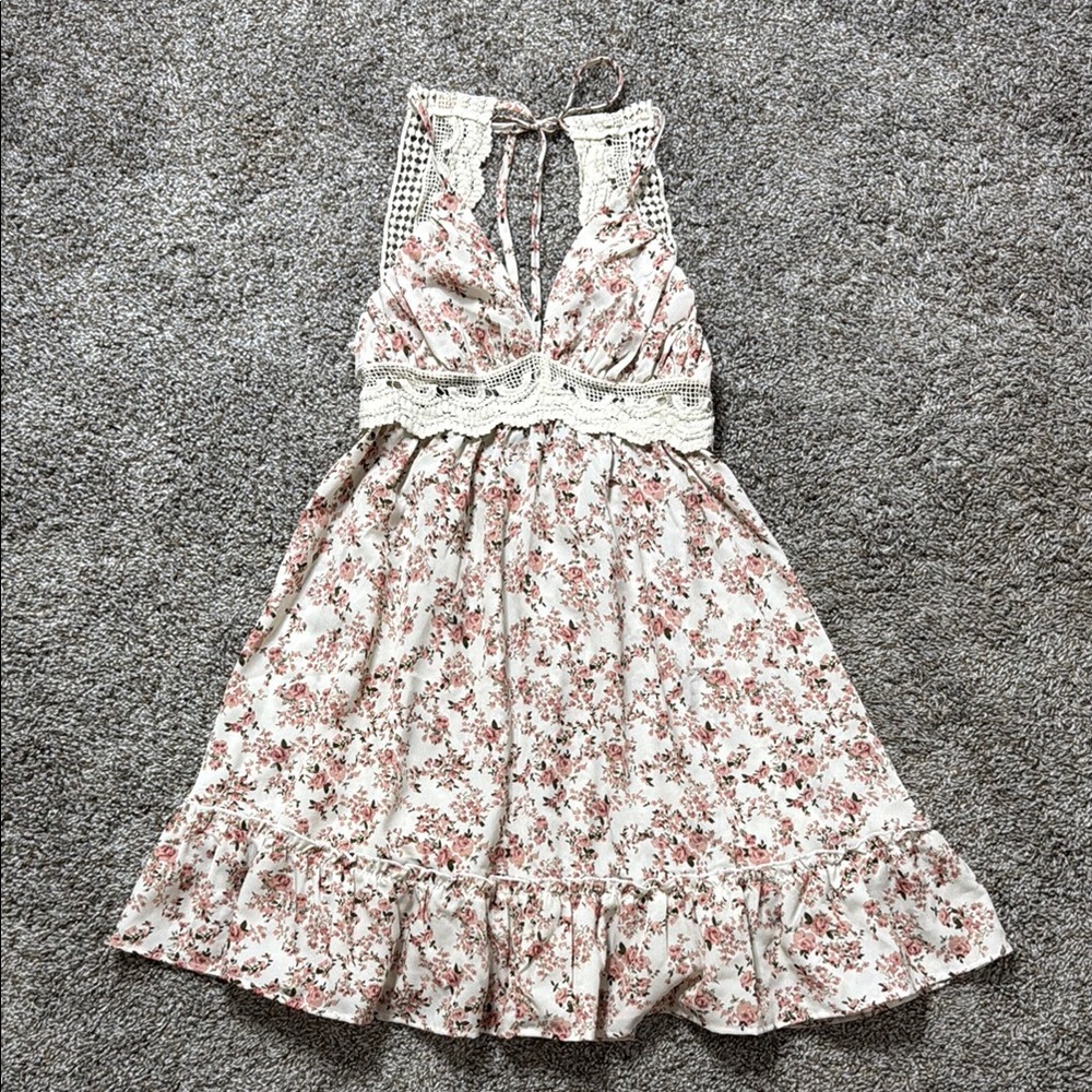 SHEIN Pink Halter Pleated Mini Dress